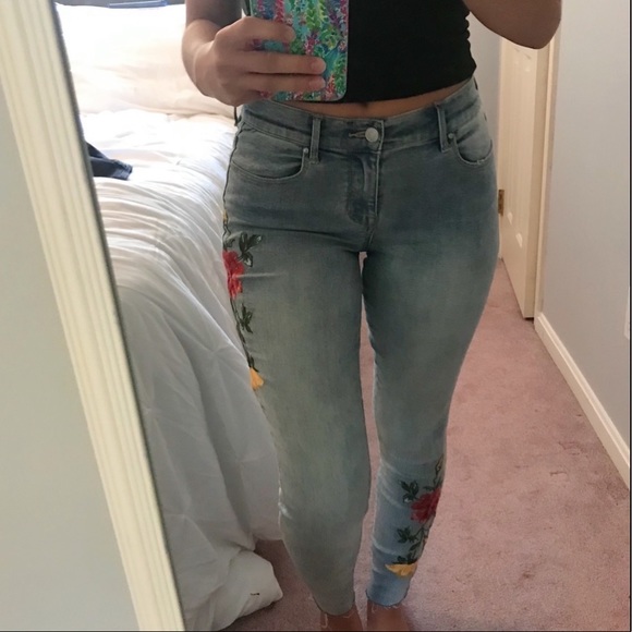 PacSun light wash embroidered jeans NWOT - Picture 8 of 8